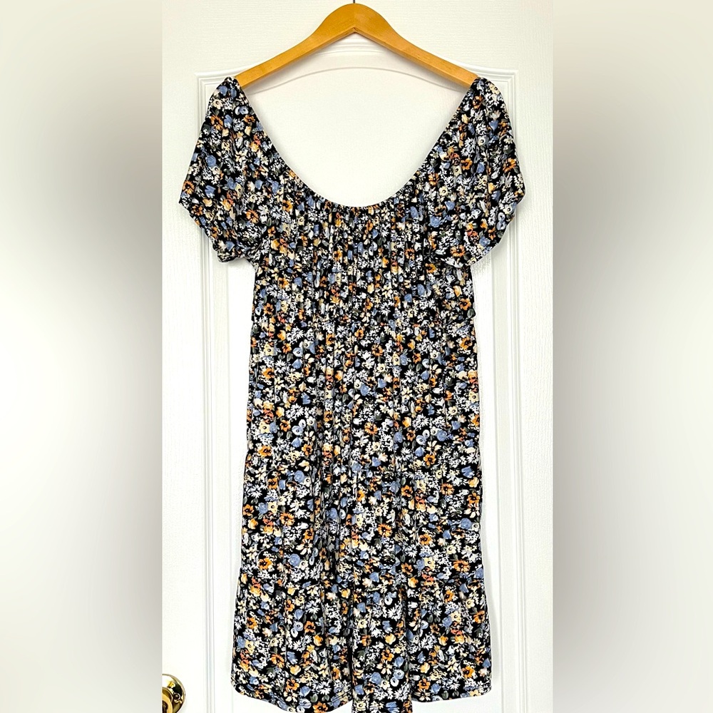 Hollister Puff Sleeve Mini Dress
